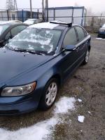 zdjęcie samochodu z przodu