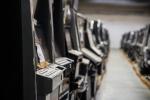 Nielegalne automaty do gier hazardowych zdeponowane w magazynie śląskiej KAS